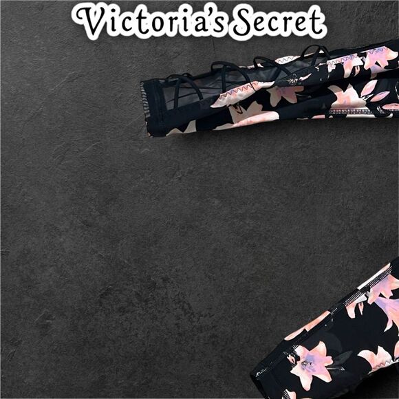 HTF Victoria’s Secret VSX Black/Pink Lily Flow Sweat On Point Exposed Legging - Picture 3 of 7